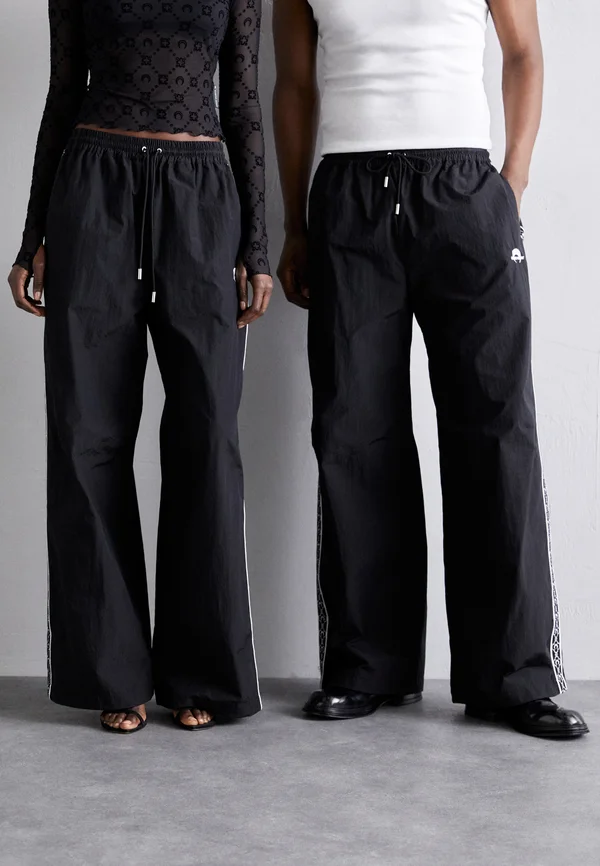 TRACK PANTS UNISEX - Jogginghose - black
