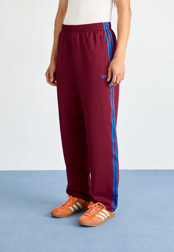 TRACKPANT - Jogginghose - shadow red