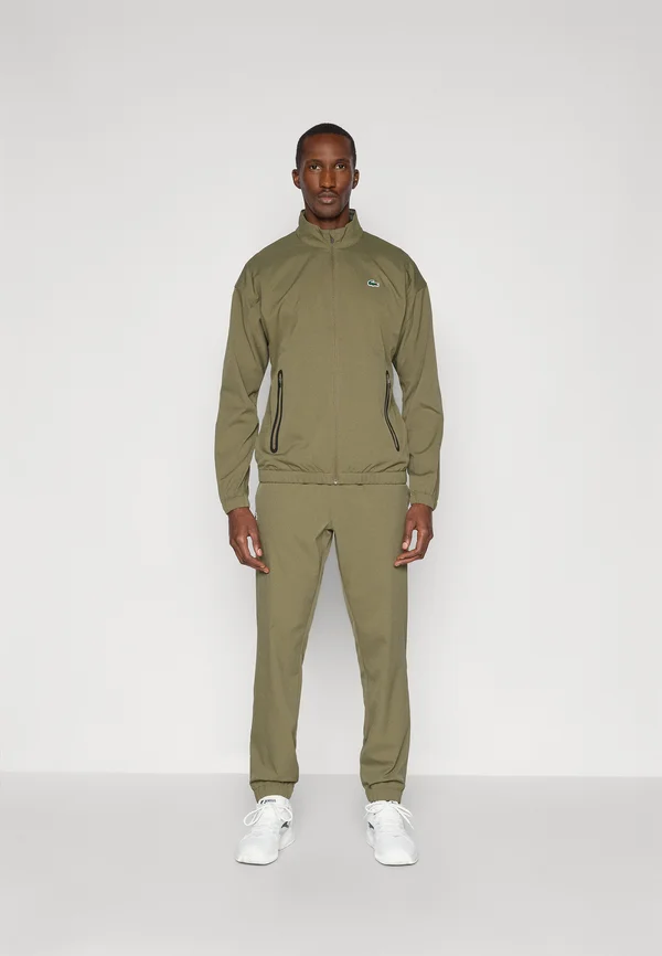 TRACKSUIT TOUR SET - Trainingsanzug - olive