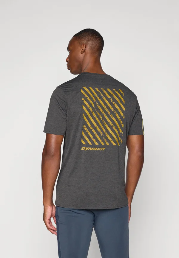 TRAIL - Sport T-Shirt - black out