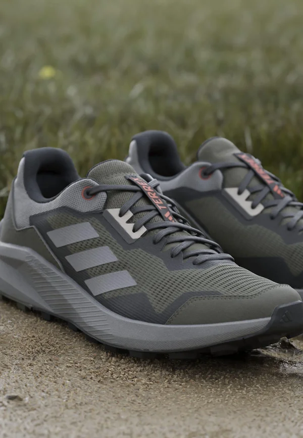 TRAILRIDER TRAIL - Laufschuh Trail - olive strata   charcoal solid grey   semi impact orange
