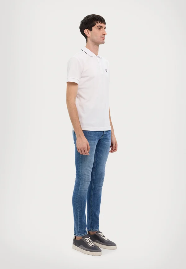 TRAIN CORE - Poloshirt - white