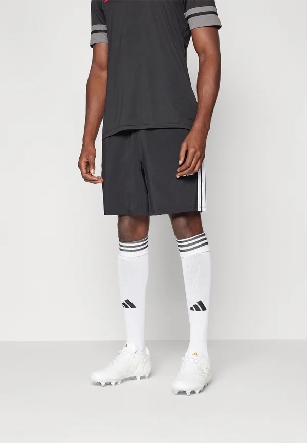 TRAIN ESSENTIALS 3 STRIPES SHORT - Kurze Sporthose - black