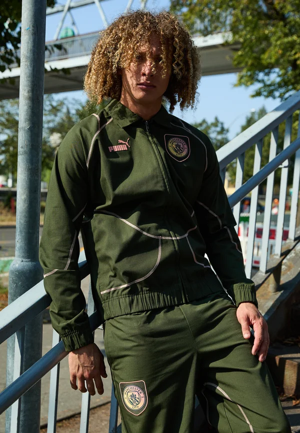 Trainingsjacke - gruenrosa