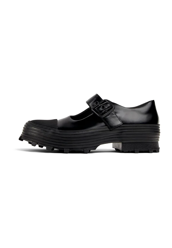 TRAKTORI - Slipper - schwarz