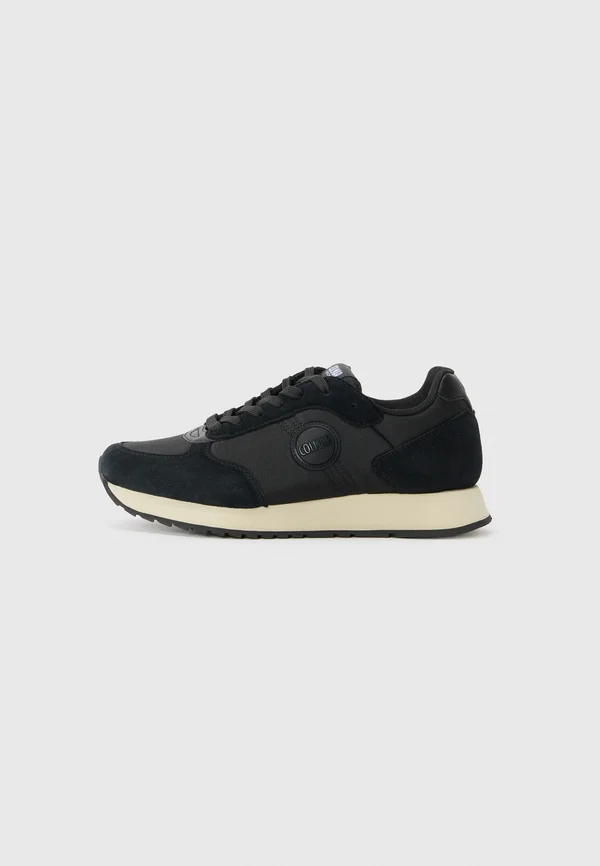 TRAVIS ONE - Sneaker low - black