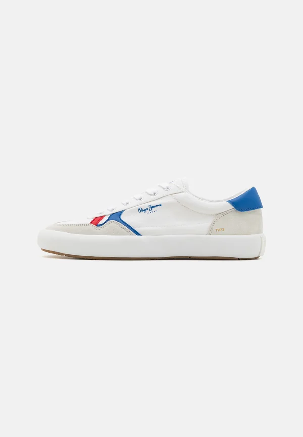 TRAVIS  - Sneaker low - white
