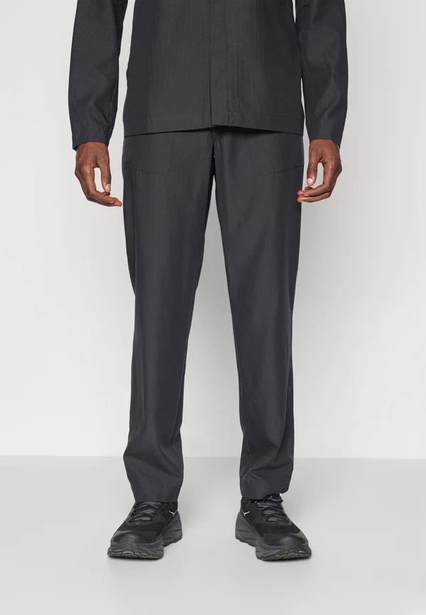 TREE CHORE PANTS - Outdoor-Hose - bleached black