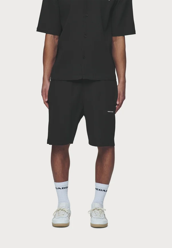 TROY - Shorts - black