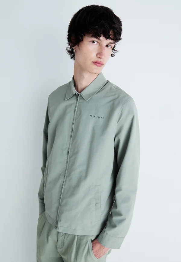 TRURO - Leichte Jacke - palm green