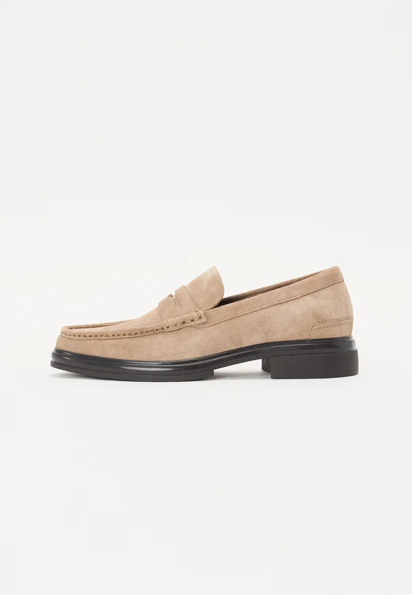 TUCKER - Business-Slipper - brown