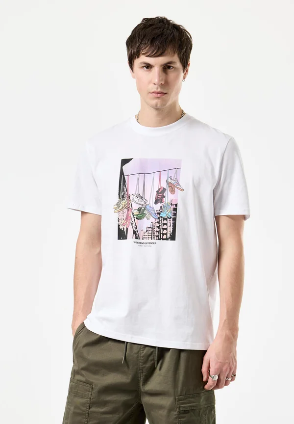 TURF WARS - T-Shirt print - white