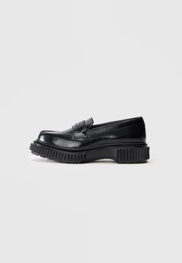 TYPE 182 UNISEX - Slipper - black