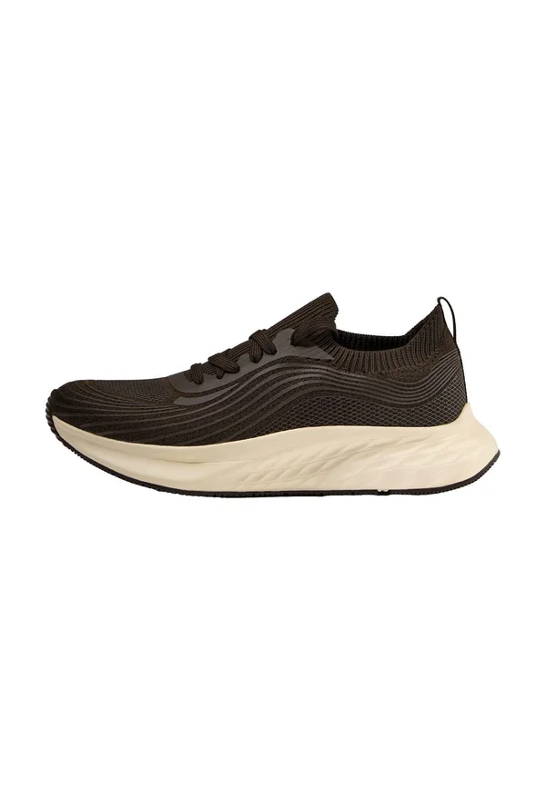 U-MOVE 11100180 - Laufschuh Trail - brown
