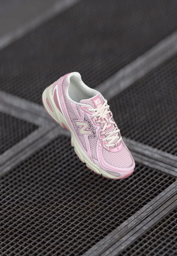 U740 - Sneaker low - pink granite