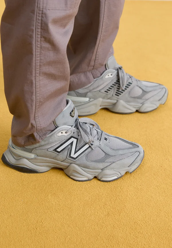 U9060 UNISEX - Sneaker low - shadow grey
