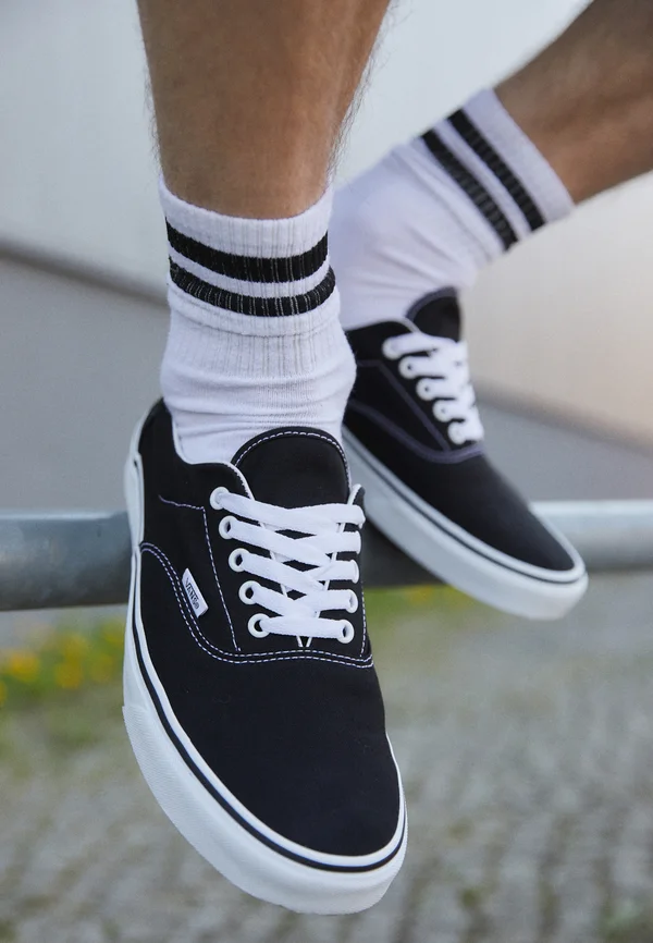 UA ERA - Sneaker low - black
