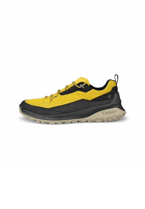 ULT-TRN M - Sneaker low - black olive oil