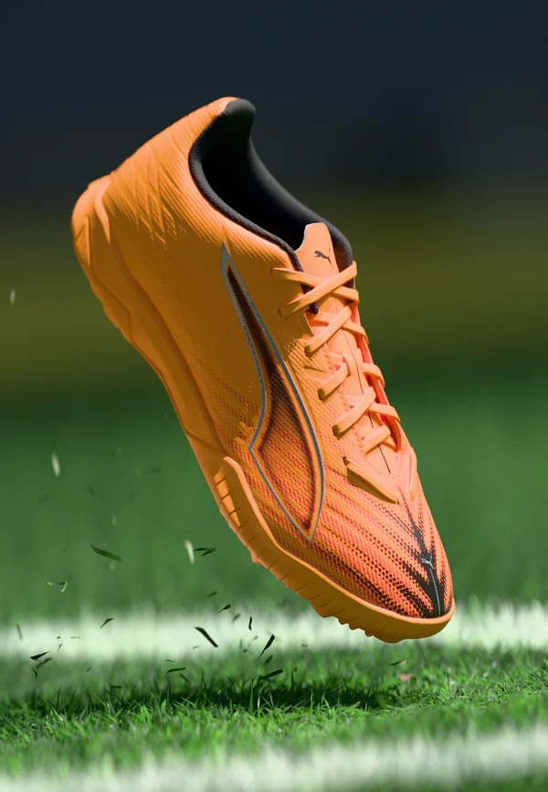 ULTRA 6 PLAY TT - Rasen-Fußballschuhe - heat fire/black/glowing red