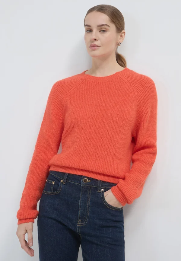 UNIFARBENER MIT RUNDHALSAUSSCHNITT - Strickpullover - arancione chiaro