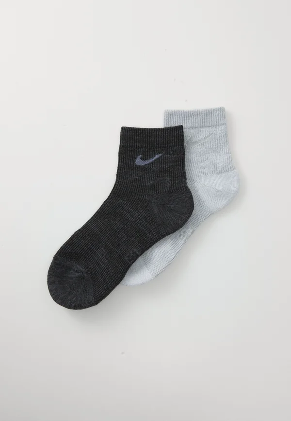 UNISEX 2 PACK - Socken - light smoke grey/dark smoke grey
