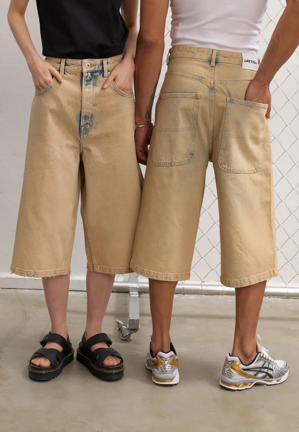 UNISEX - Jeans Shorts - light blue denim