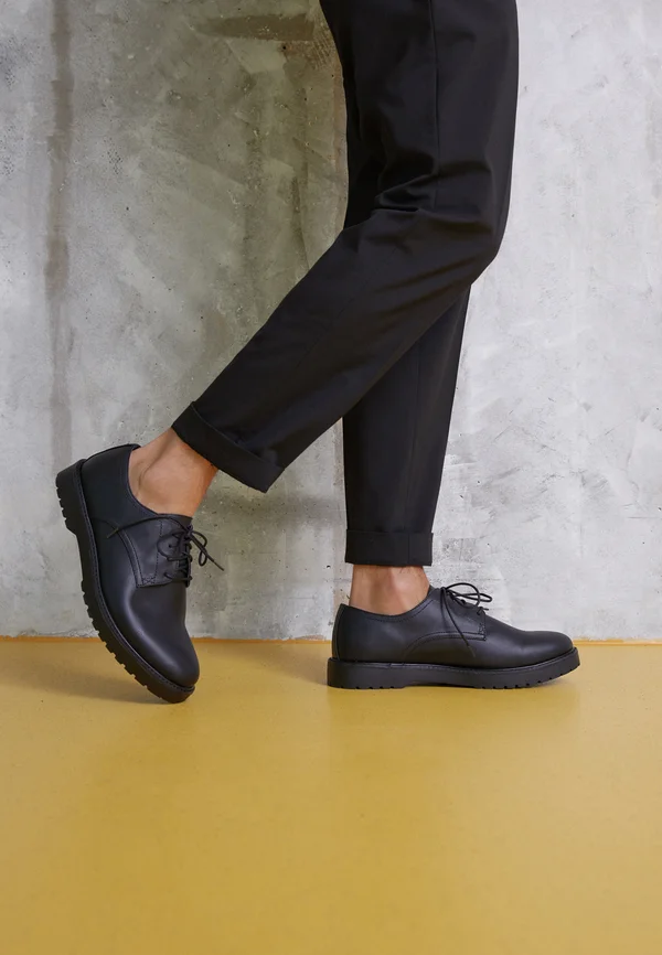 UNISEX - Schnürer - black