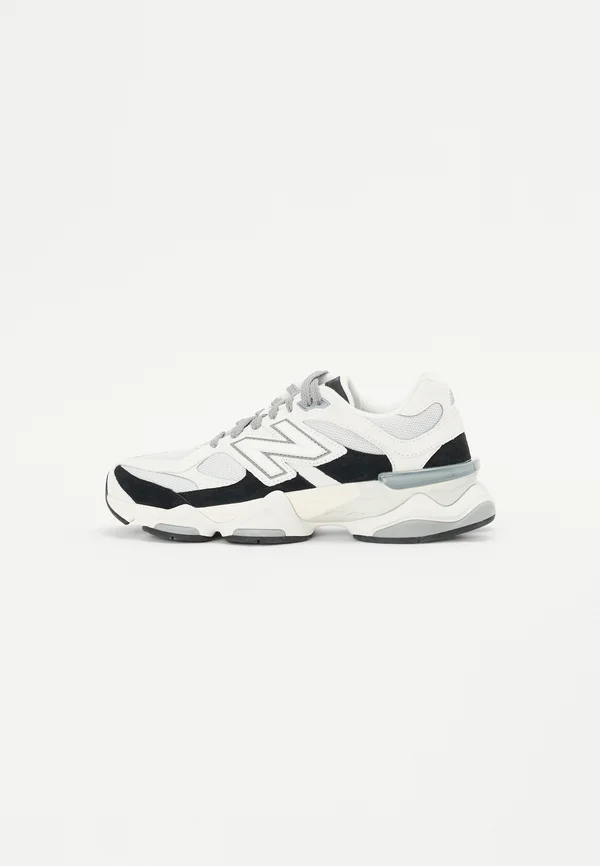 UNISEX - Sneaker low - black