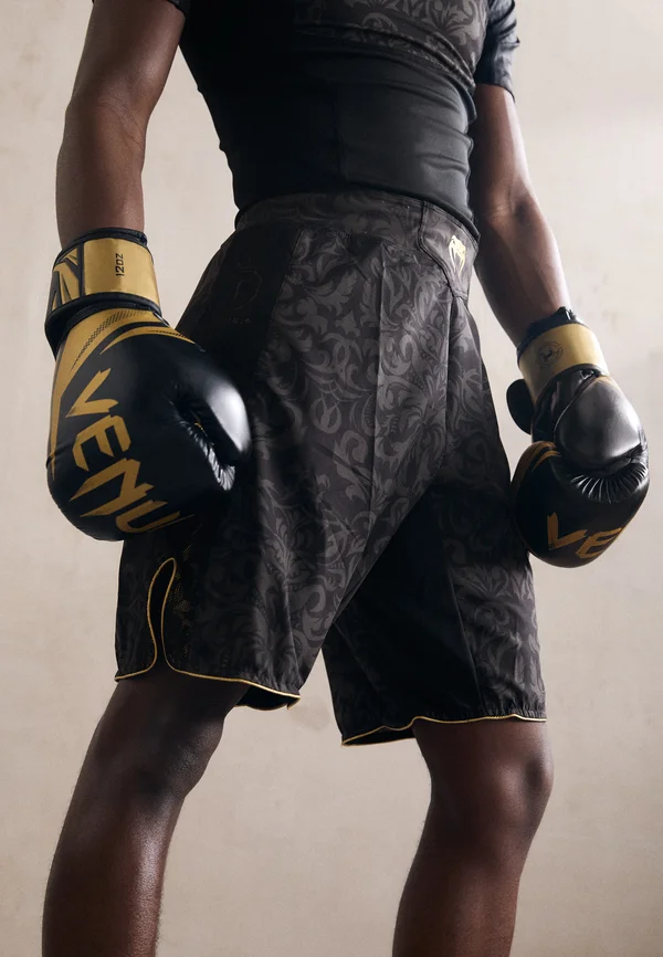 UNMATCHED TOPURIA EDITION FIGHTSHORTS - Kurze Sporthose - black/antique gold
