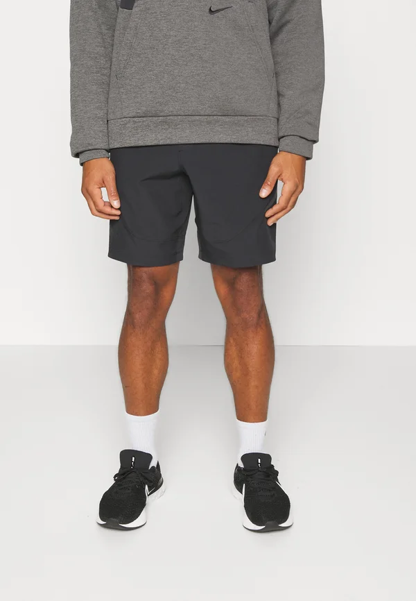 UNSTOPPABLE - Kurze Sporthose - black