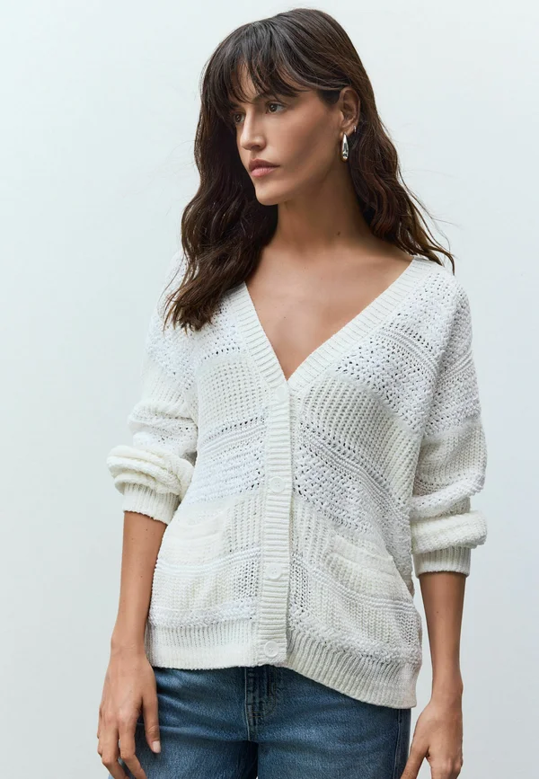 UP STITCH - Strickjacke - white