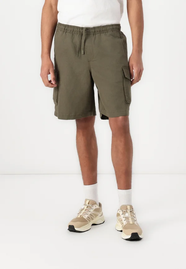 UTILITY  - Shorts - leaf green