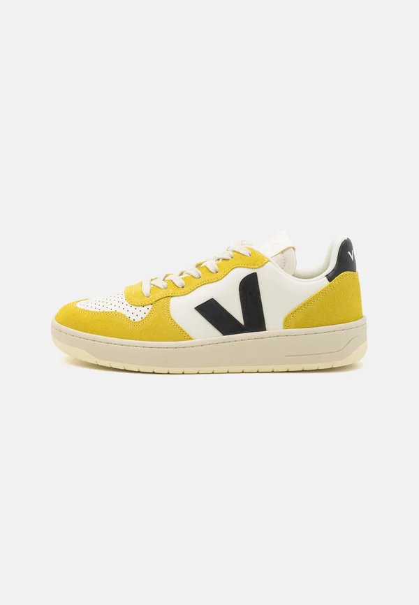 V-10  - Sneaker low - pure black/liquor