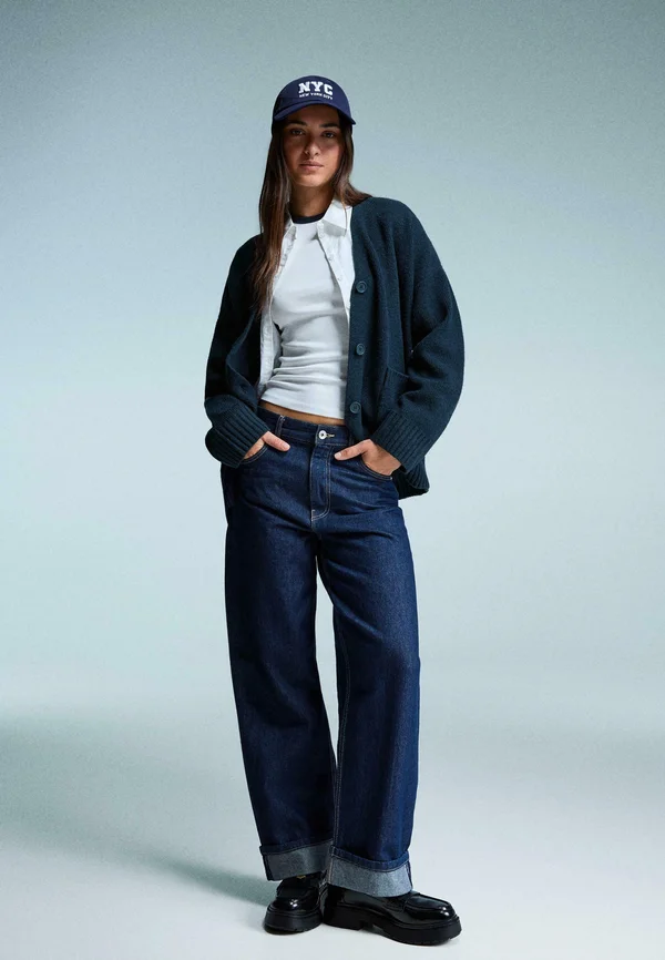 V-NECK BUTTONED  - Strickjacke - dark blue