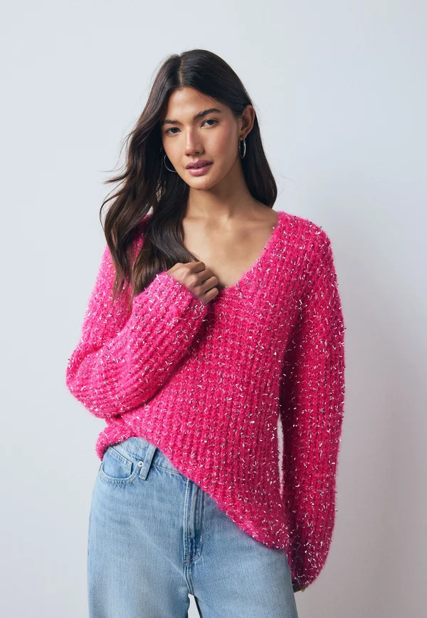 V-NECK CHUNKY - Strickpullover - bright pink