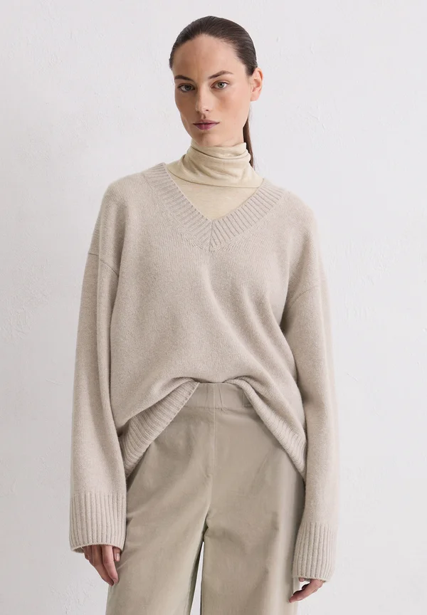 V-NECK RELAXED  - Strickpullover - chalky mauve melange