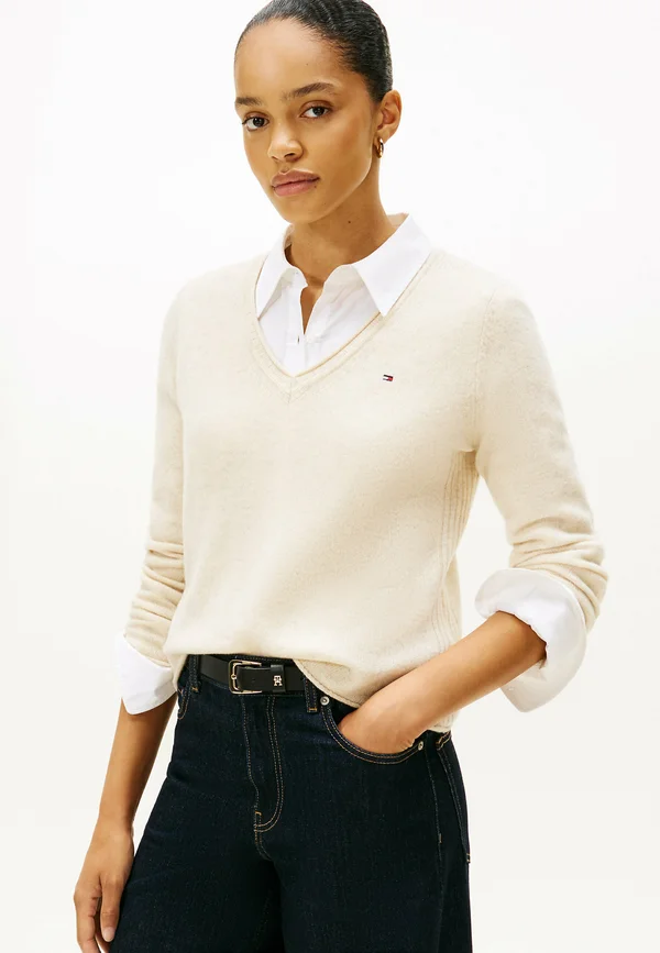 V-NECK SOFT - Strickpullover - heather oatmilk