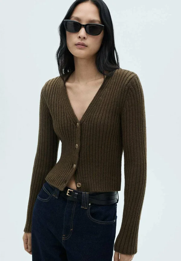 V-NECK - Strickjacke - khaki