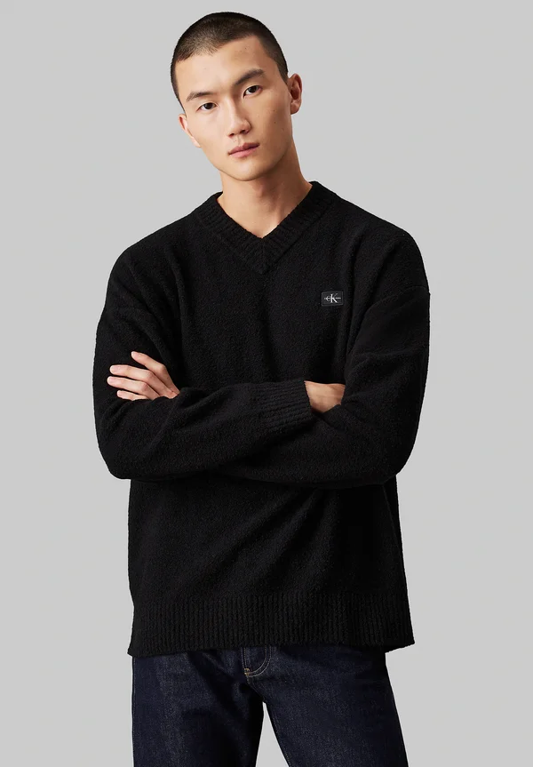 V-NECK - Strickpullover - ck black