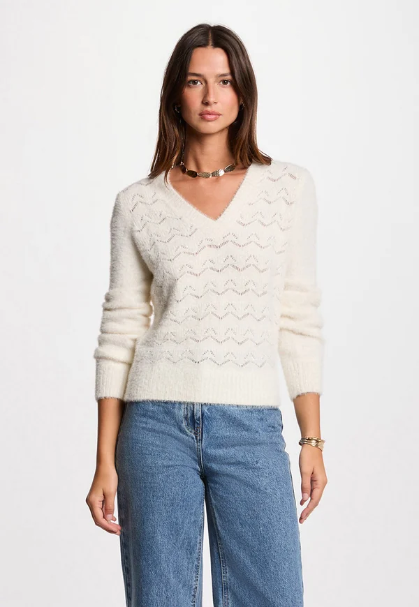 V-NECK - Strickpullover - ivoire