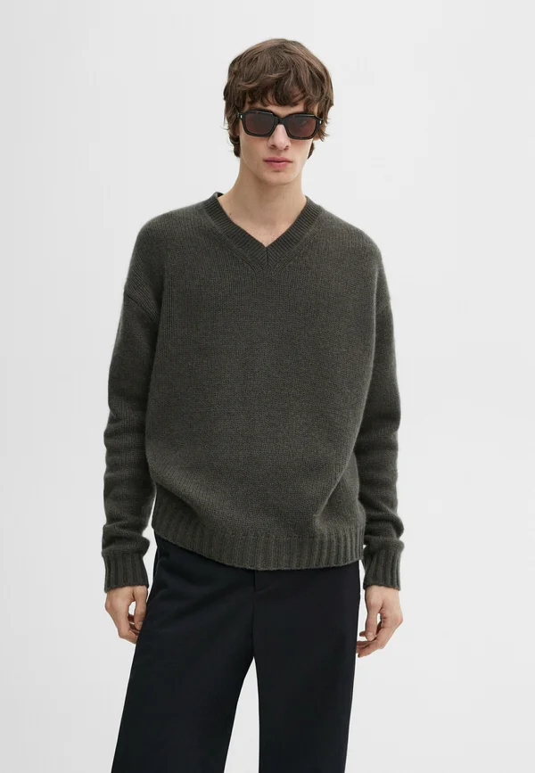 V-NECK - Strickpullover - light grey