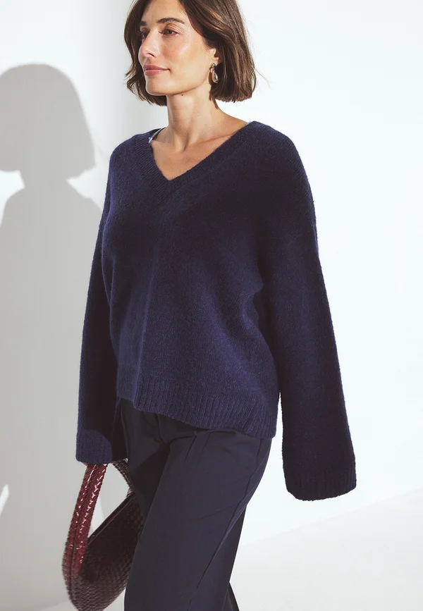 V-NECK - Strickpullover - navy