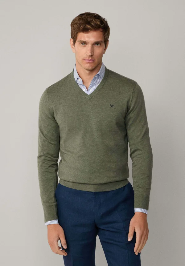 V NECK - Strickpullover - thyme green