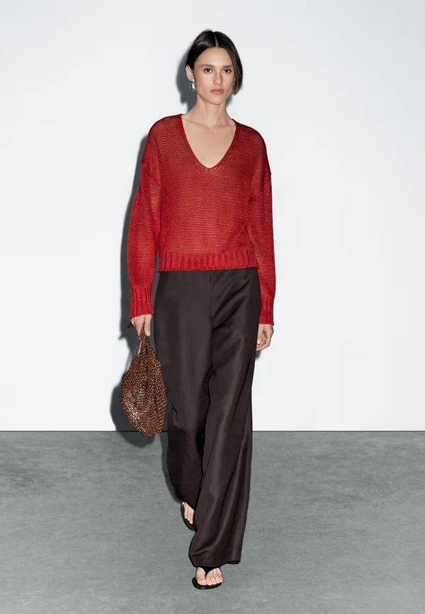 V-NECK WITH LONG SLEEVES - Strickpullover - red