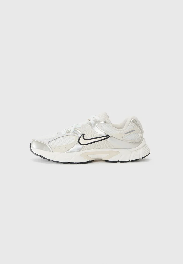 V5 UNISEX - Sneaker low - summit white/light orewood brown/sail/black
