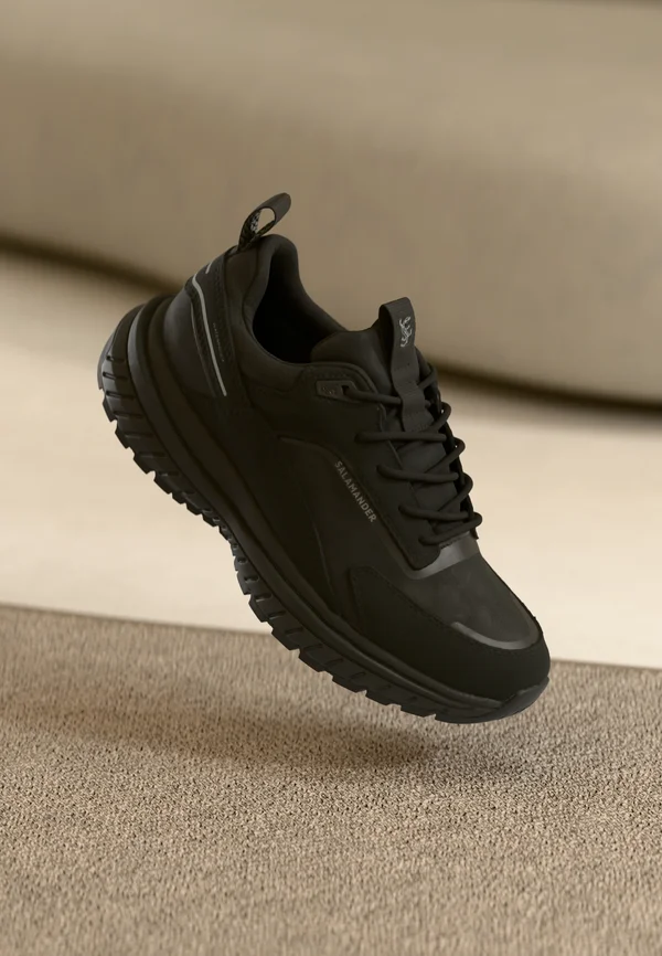 VELDEN - Sneaker low - black