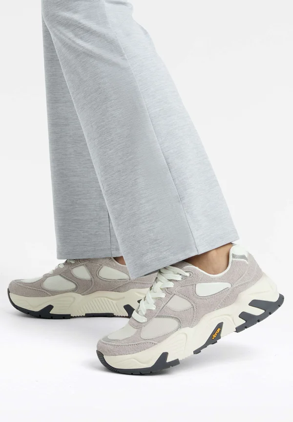 VIBRAM - Sneaker low - grey