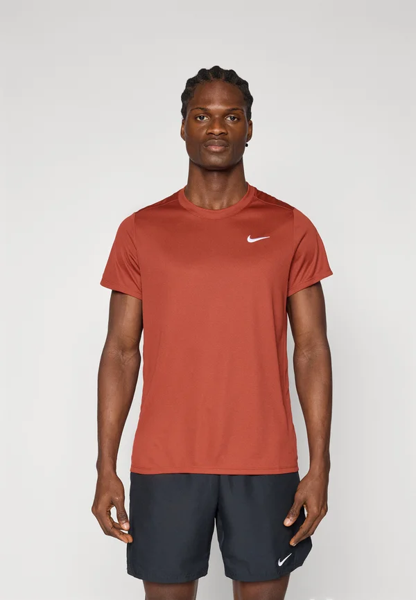 VICTORY  - Sport T-Shirt - mars stone/white