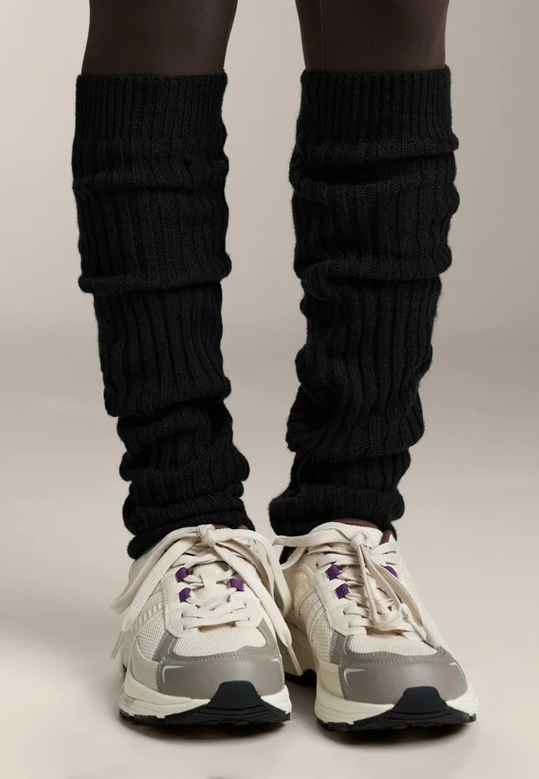 VISCOSE BLEND - Beinwärmer - black