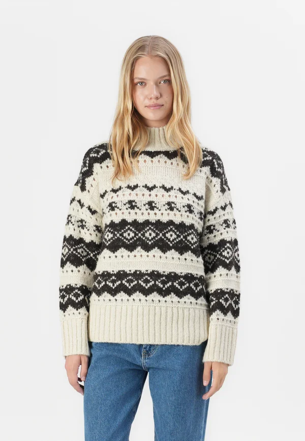 VMAMPLE  HIGH NECK BOO - Strickpullover - birch